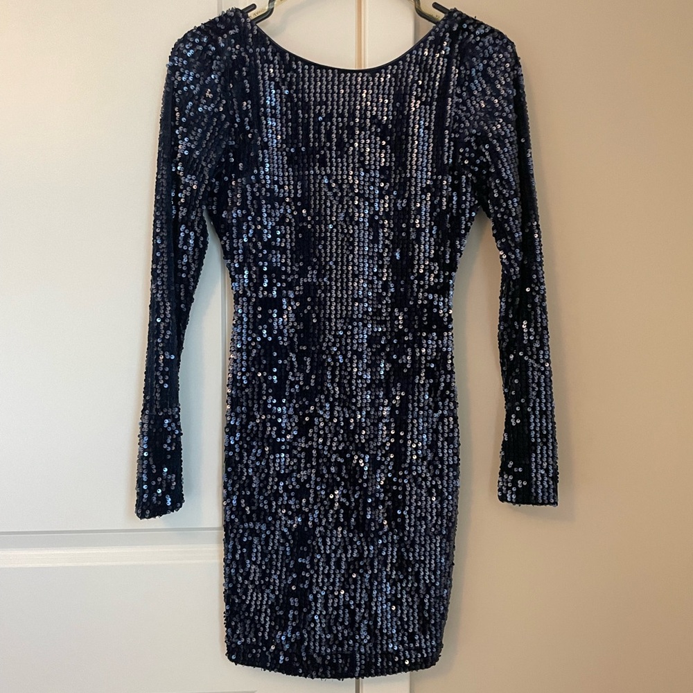As U Wish Sequined Long-sleeve Dress Low Cut Back Navy XS